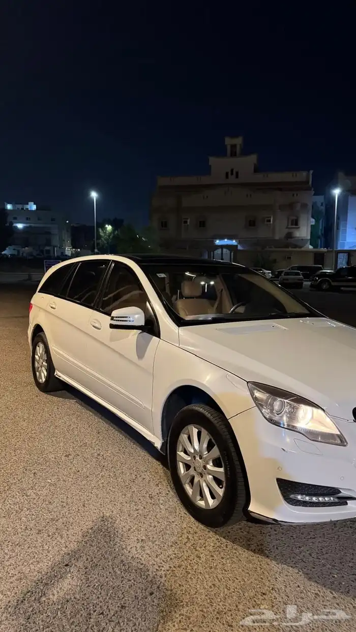 للبيع مخزن R300 2011 12