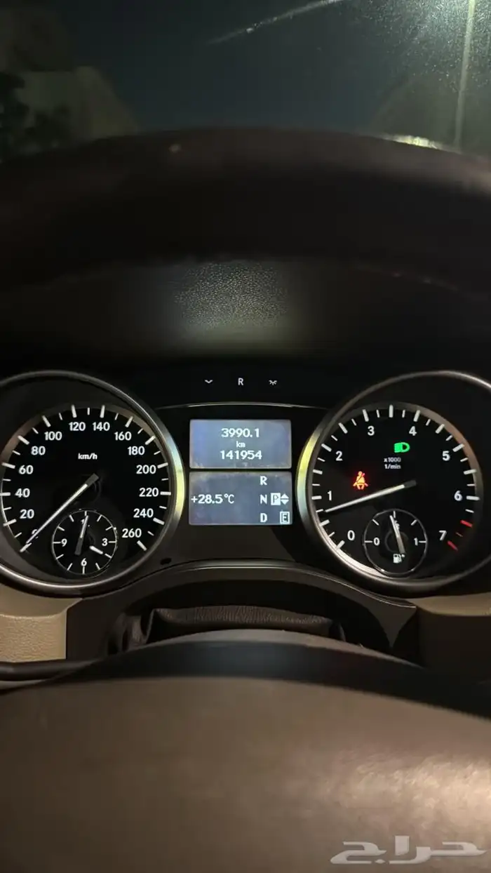 للبيع مخزن R300 2011 15