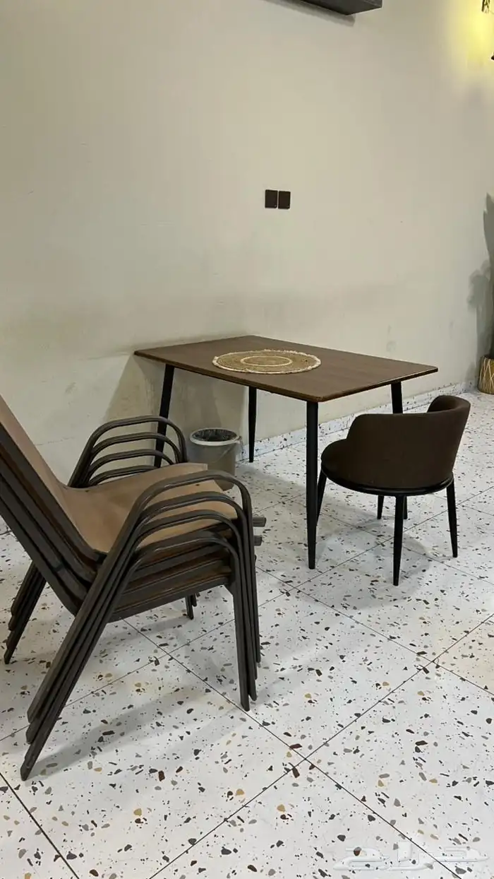 أغراض محل شاهي للبيع 19