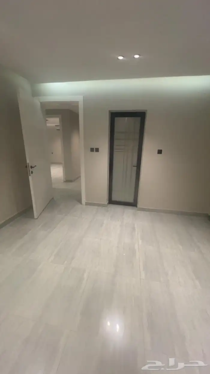 شقه للإيجار الحمرا 2