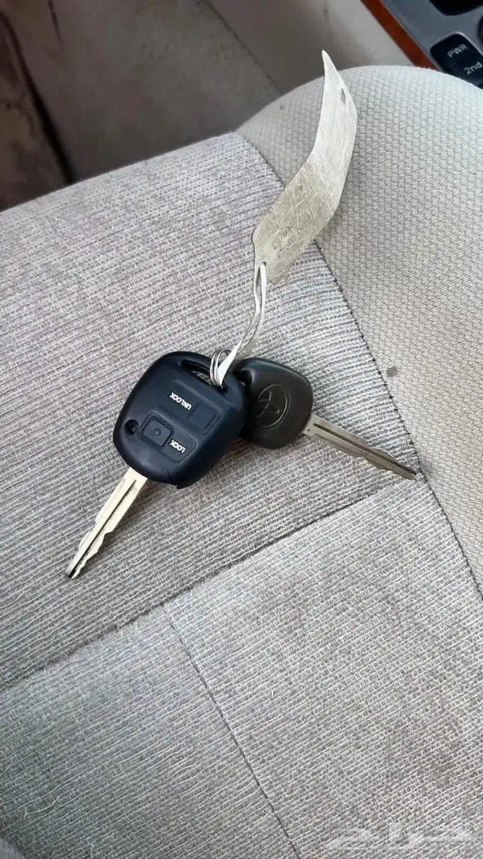 للبيع جيب 2006 21