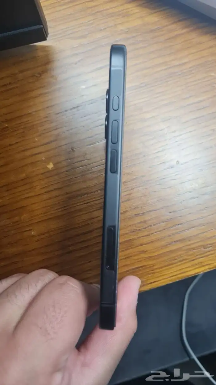 ايفون 16 عادي (128 قيقا) (اللون اسود) 1