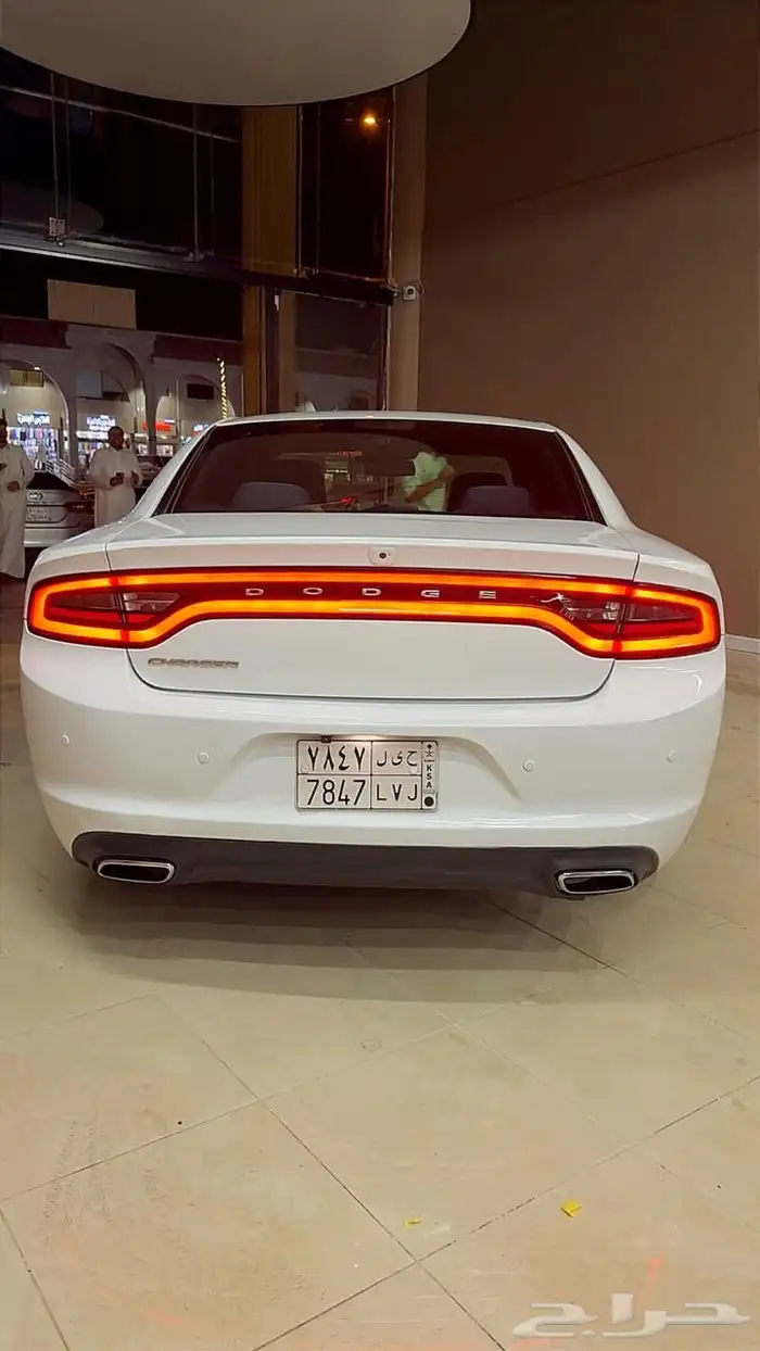 تشارجر 2016 للبيع 0