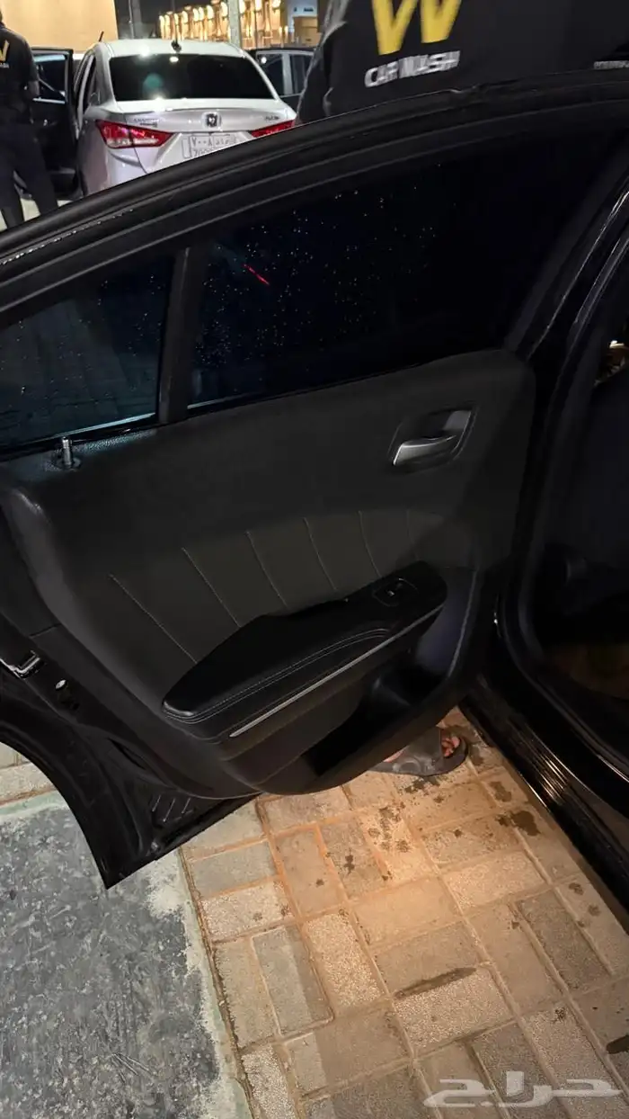 دوج SXT2020 اسود 14