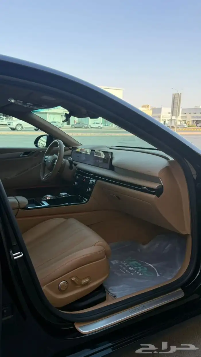 جنيسيس G80 2025 12