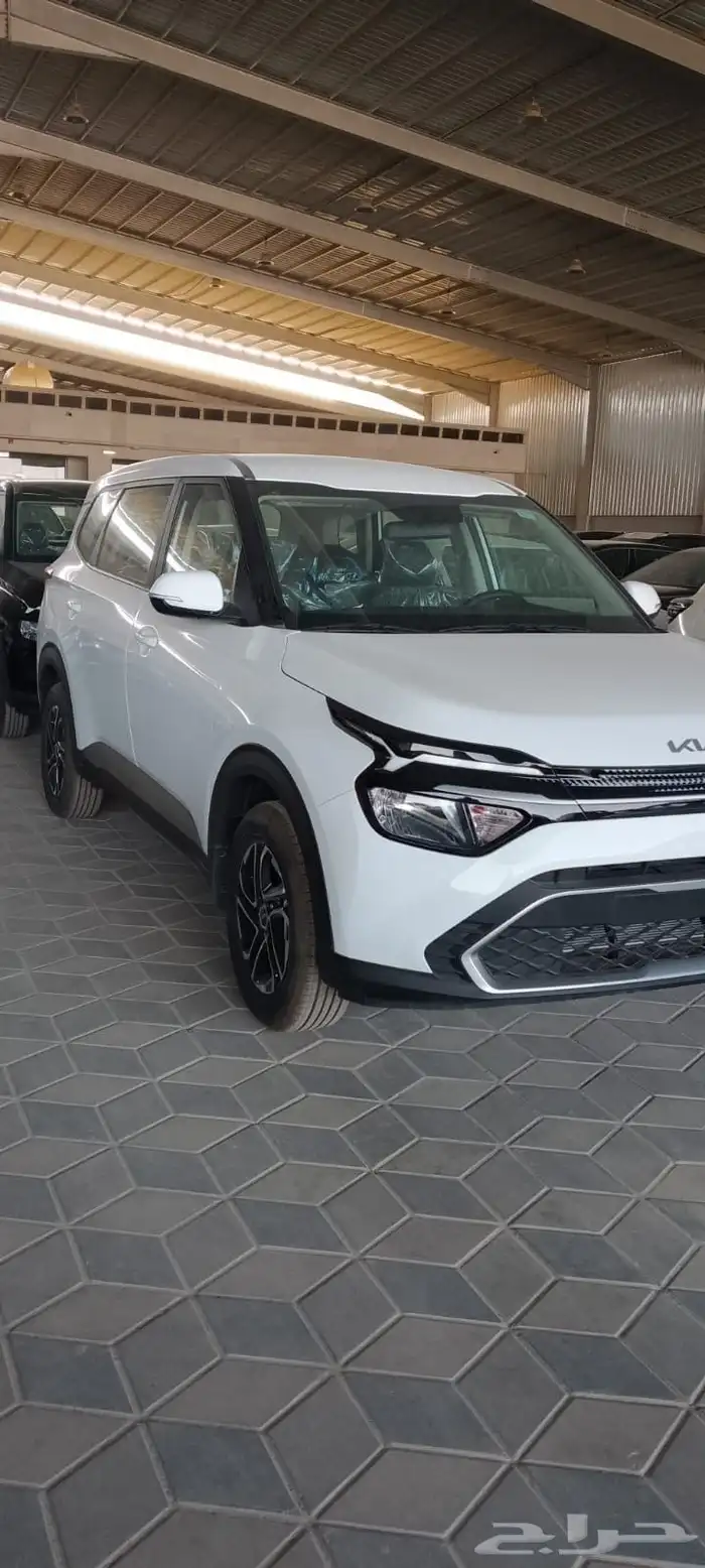 كيا كارينز مطور 2