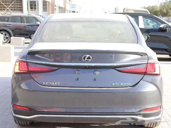 تتوفر فئات لكزس ES نظام دفعتين سعودي اصفار بأقل هامش ربح 45