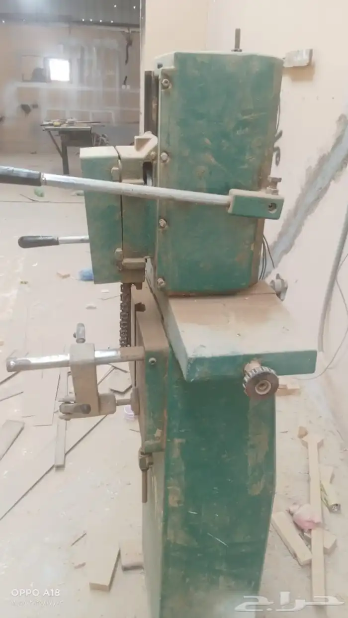 ورشة خشب كاملة للبيع معدات فقط 24