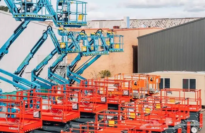 سيزرلفت مانلفت جي سي بي جيسبي تليهندر رافعة شوكية فوركلفت 4