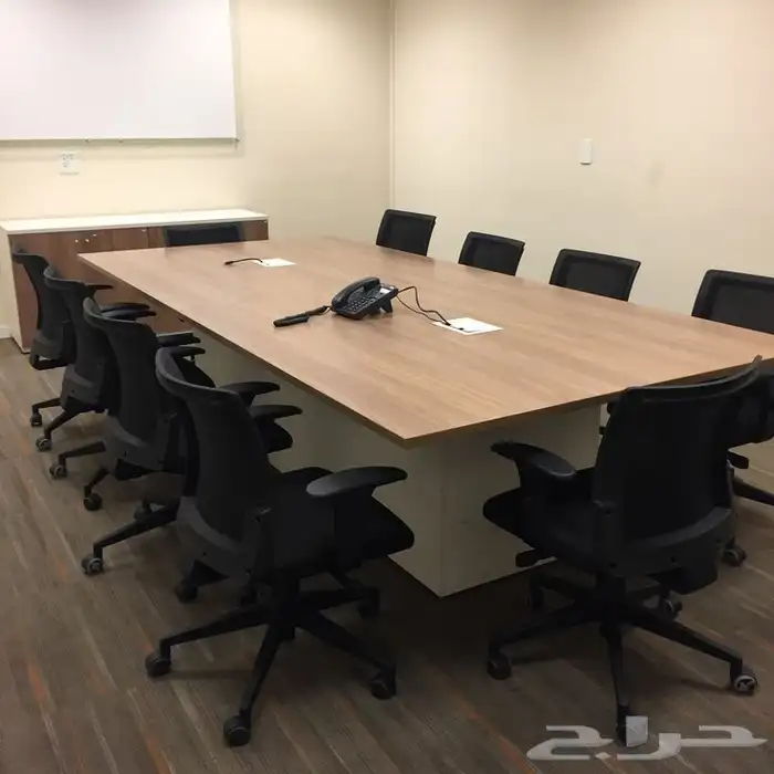 اختار الذكاء ف التفاصيل أثاث مكتبي يجمع بين العملية والاناقه 16