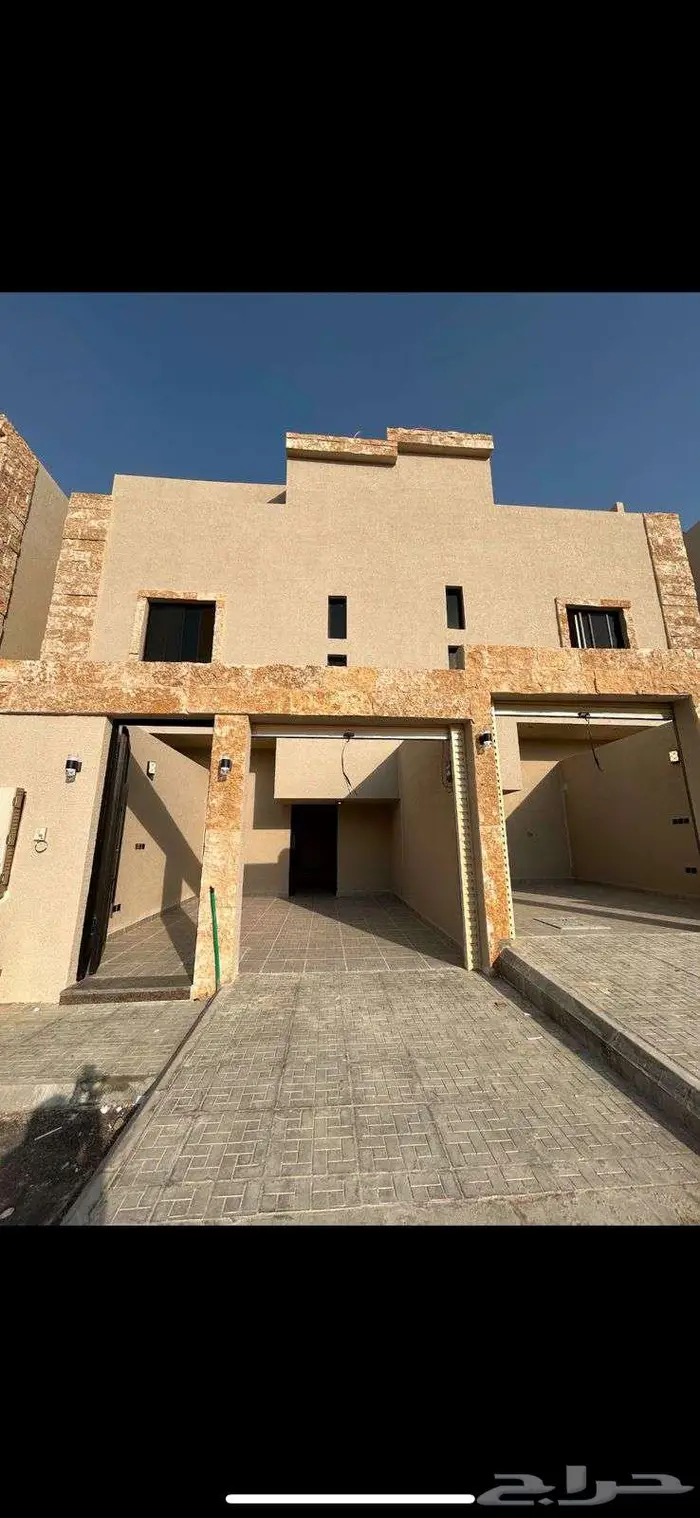 ادوار للبيع في حي طويق 8