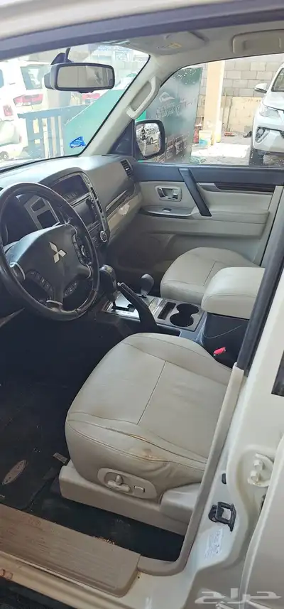 متسوبيشي باجيرو موديل 2017 index