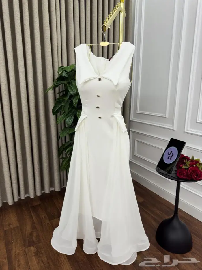 تصميم فساتين حسب الطلب 0