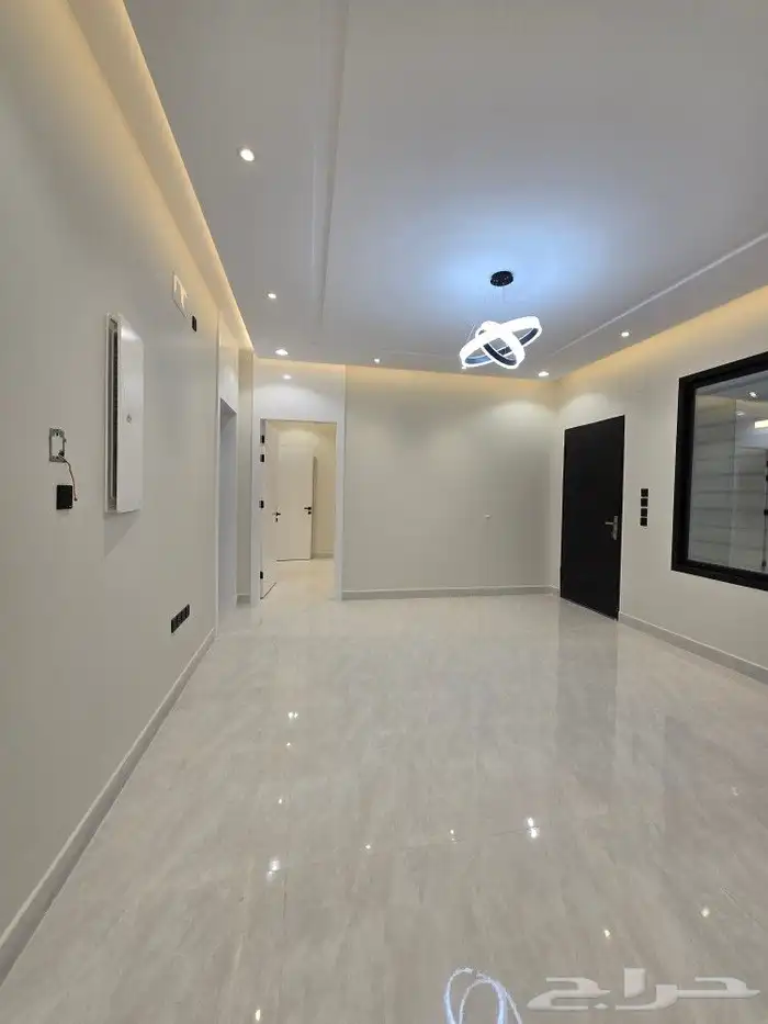 للبيع شقق ارضيه مداخل مستقله 6غرف VIP من550 ألف أبها المحالة 22