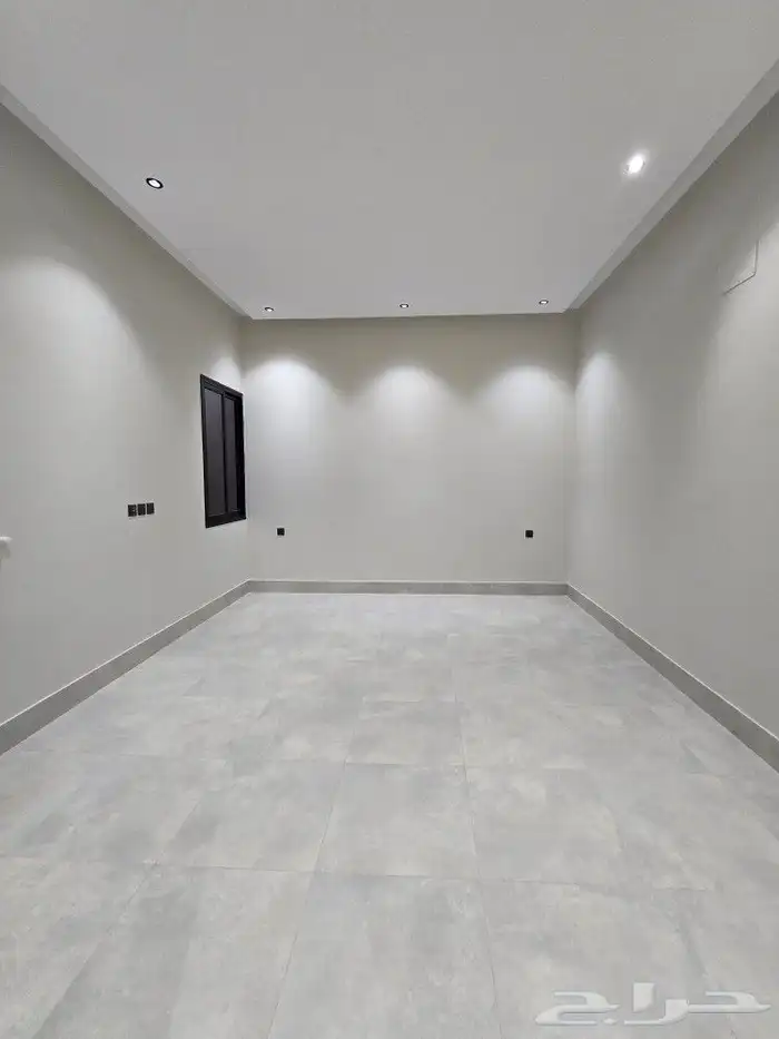 للبيع شقق علويه 6غرفVIPسطح مستقل مصعدراكب520 ألف أبهاالمحالة 19