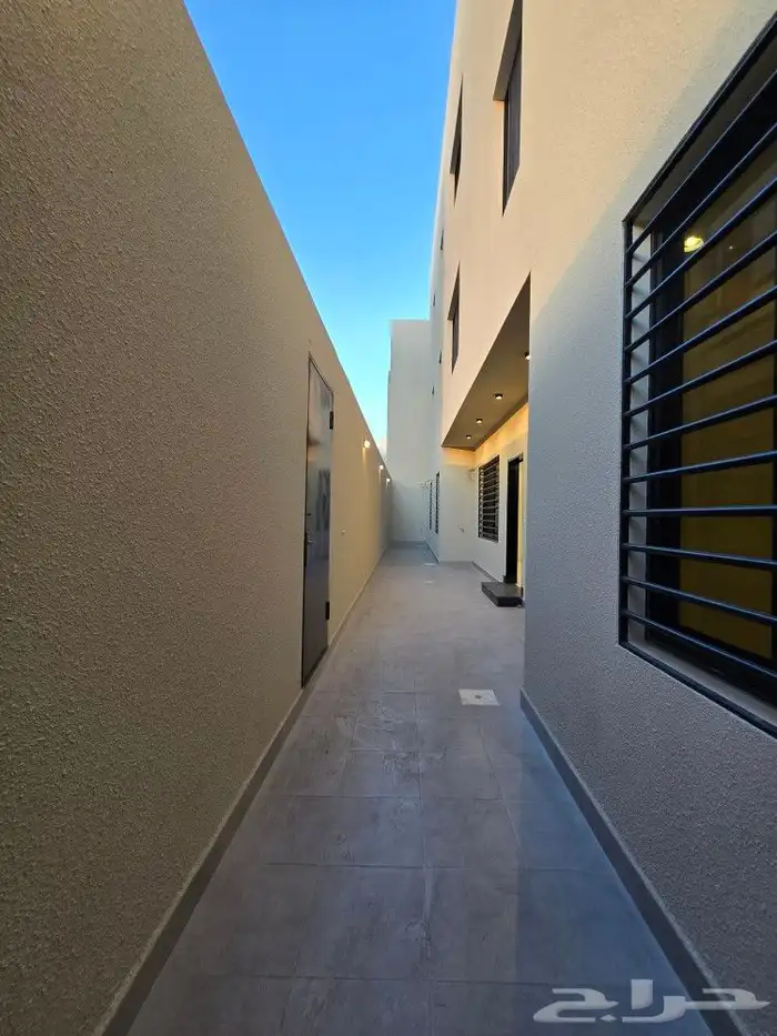 للبيع شقق ارضيه مداخل مستقله 6غرف VIP من550 ألف أبها المحالة 5