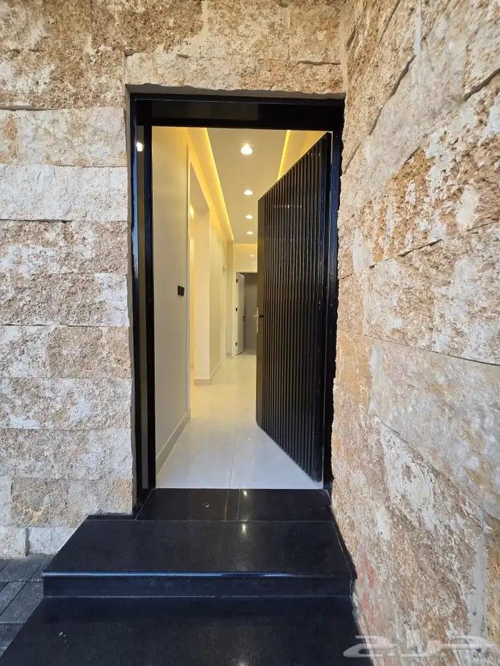 للبيع شقق ارضيه مداخل مستقله 6غرف VIP من550 ألف أبها المحالة 6