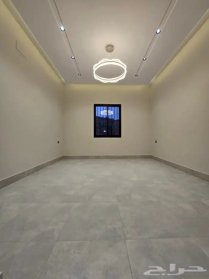 للبيع شقق علويه 6غرفVIPسطح مستقل مصعدراكب520 ألف أبهاالمحالة 14