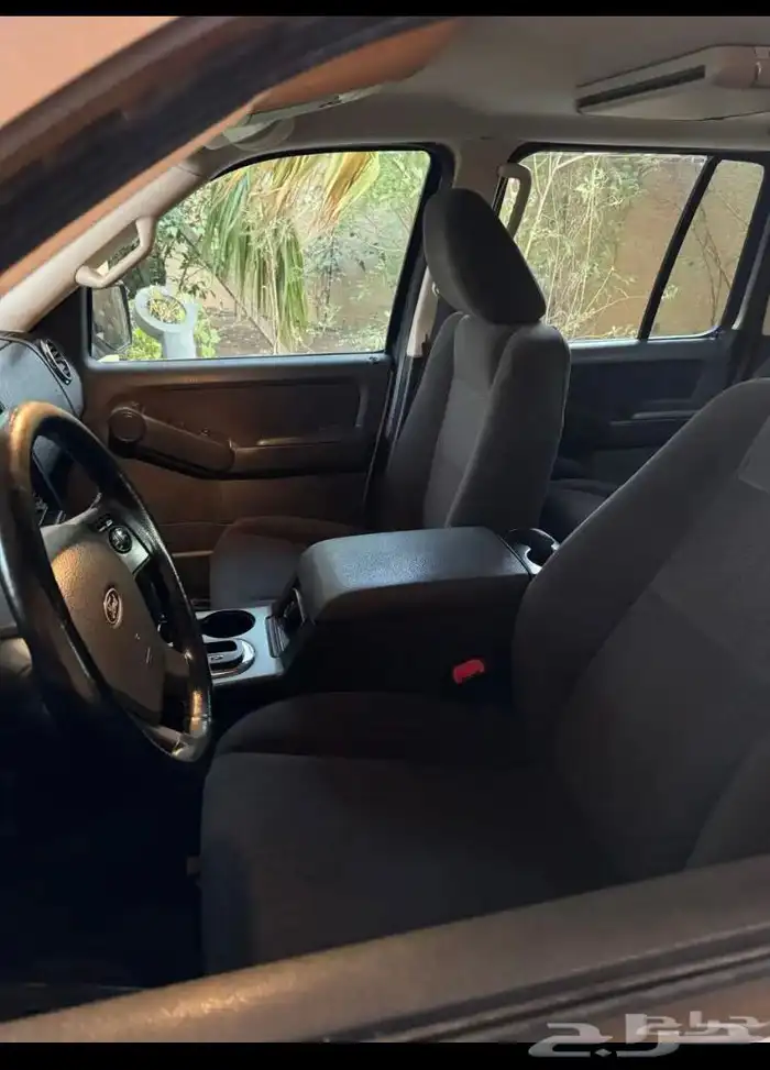 فورد اكسبلورر 2010 XLT مستعملة للبيع 4