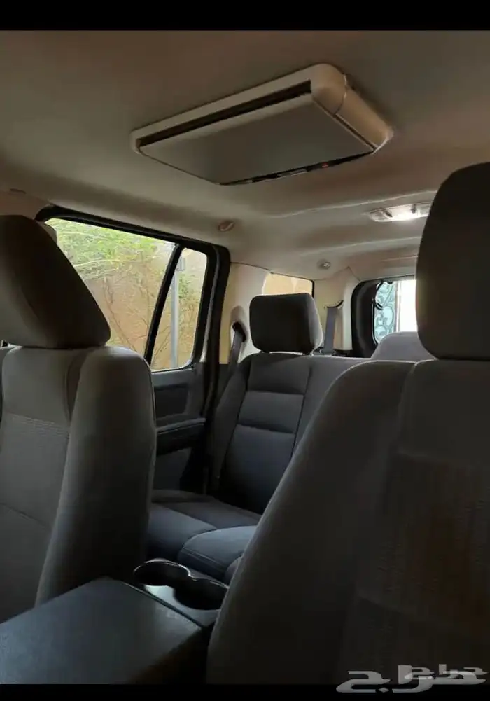 فورد اكسبلورر 2010 XLT مستعملة للبيع 5