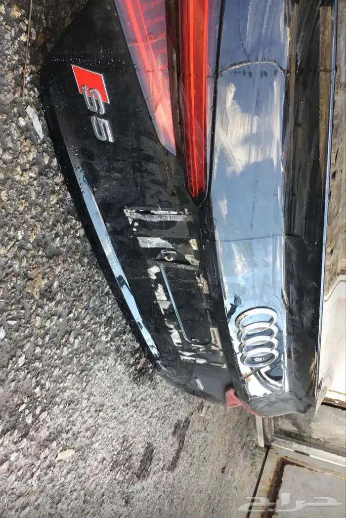 قطع غيار مستورد اودي وبورش بجميع فئاتها مع الضمان 5