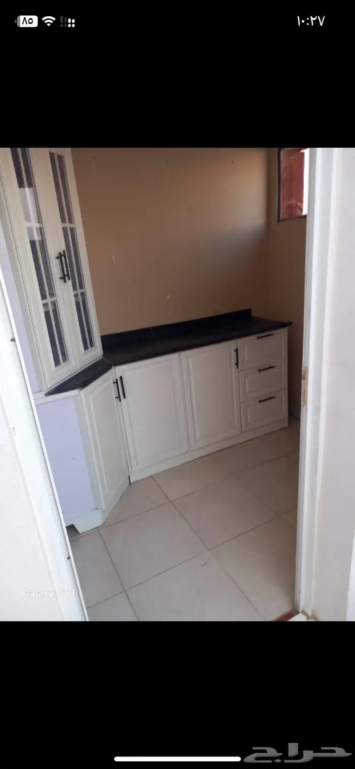 شقه روف بجده سنوي غرفه وصاله شارع التحليه الواحه 15