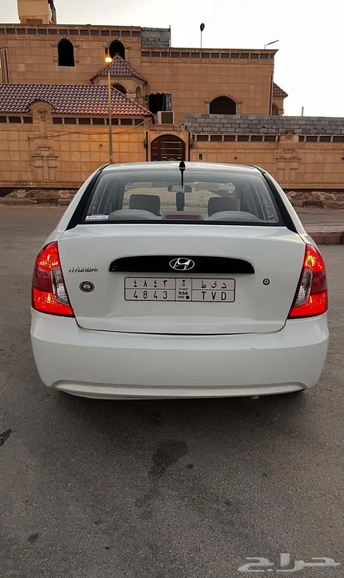 هوانداي اكسنت 2011 للبيع نظييف 4