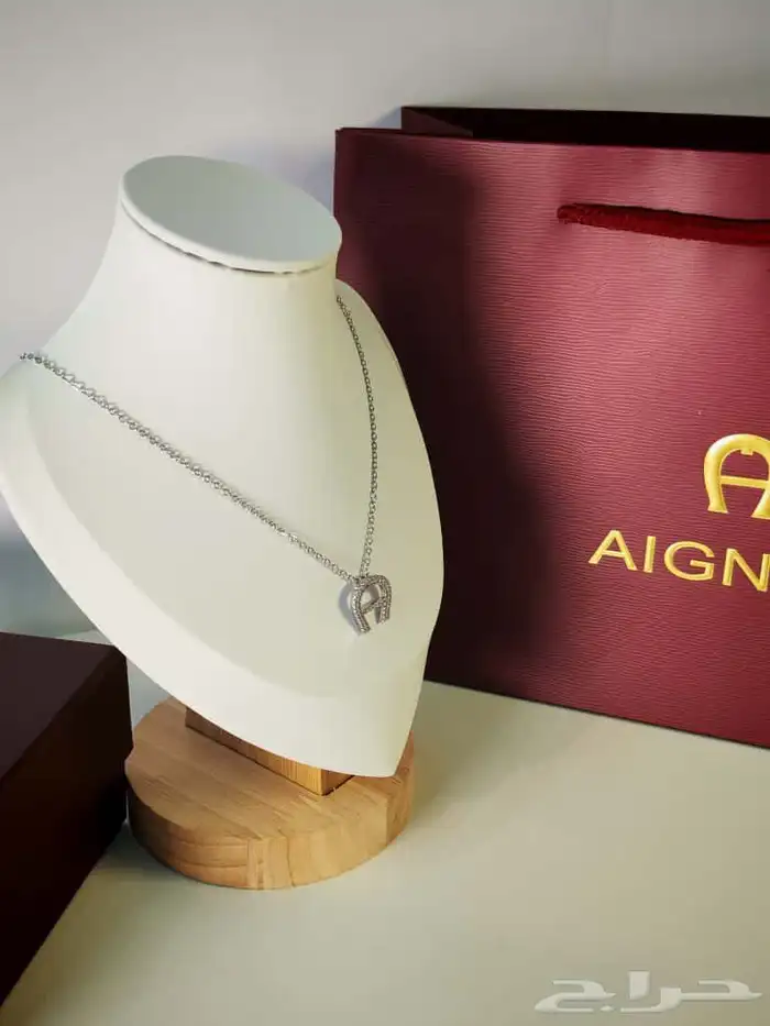 سلسال AIGNER الفاخر ماستر كولتي مختوم 9