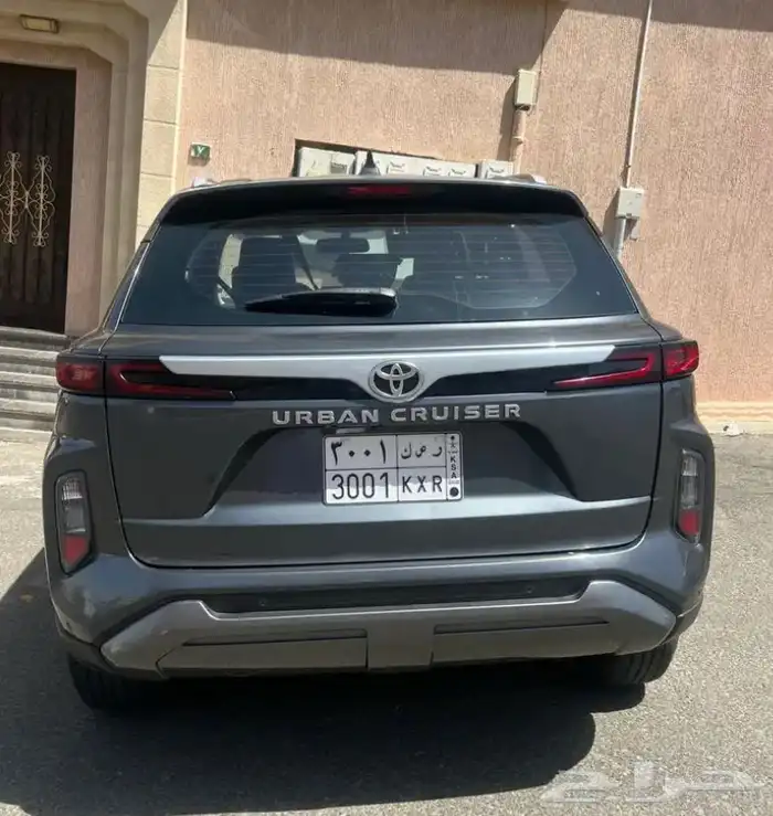 أوربان كروزر تويوتا 2024 للبيع 2