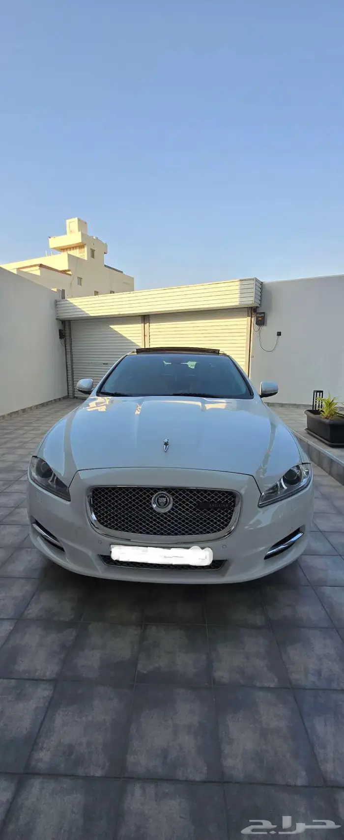جاكوار XJL لارج 8 سليندر 5.0 بورتوفوليو 2012 5