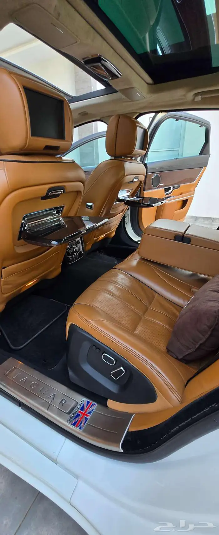 جاكوار XJL لارج 8 سليندر 5.0 بورتوفوليو 2012 11