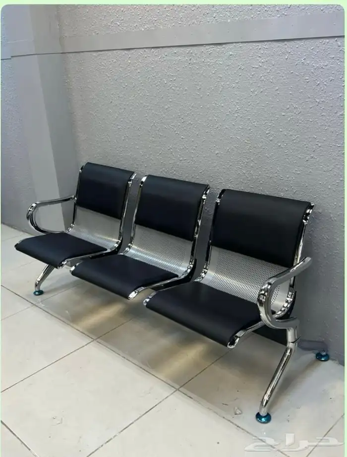 اثاث المكتبي كنب حديد جلد كرسي انتظار جلد مع توصيل وتركيب 3