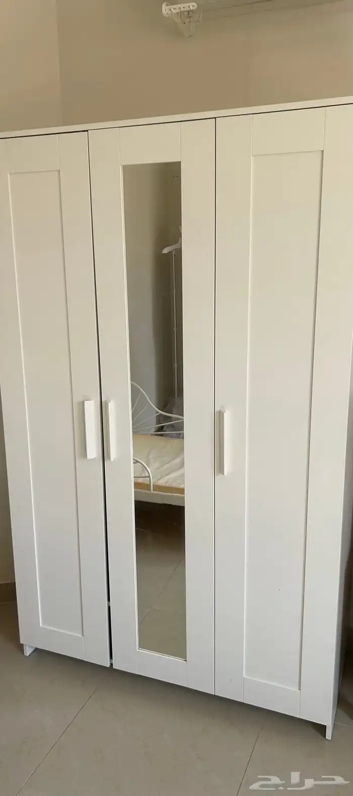 سرير - كمدينة - مرايه تسريحه- دولاب - كرسي تسريحه - كنب 9