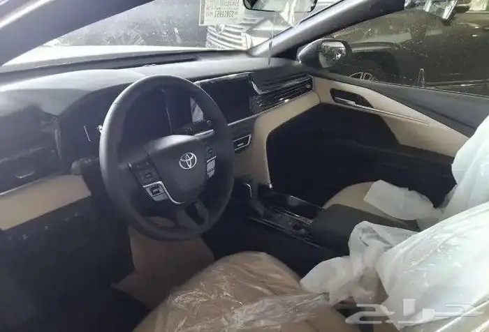 تويوتا كامري LE بنزين 2025 اصفار 15