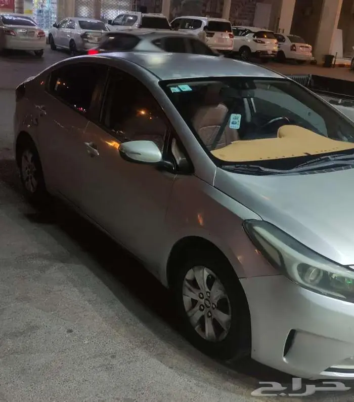 kia كيا سيراتو 2017 للإيجار الشهري بحالة ممتازة الرياض 3