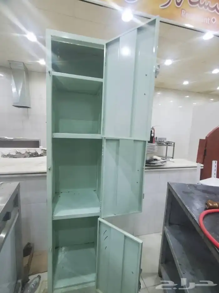 اغراض مطعم نظيفه وممتازه للبيع 5