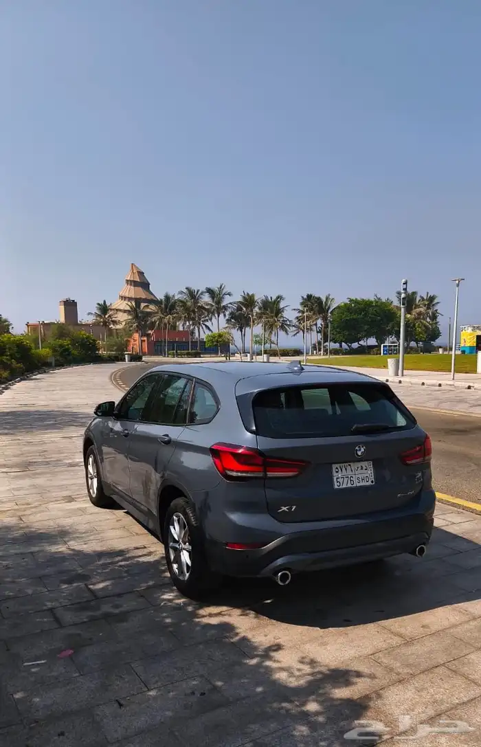 BMW 2021 X1(مخزن) 1