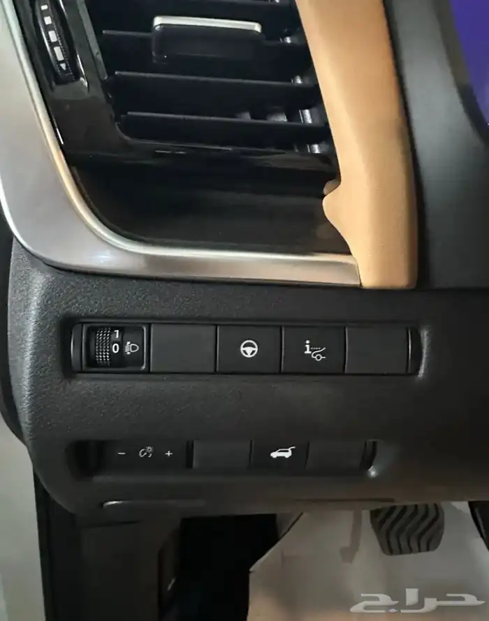 اكس تريل فل كامل SL 2025 باسعار مناسبة 15