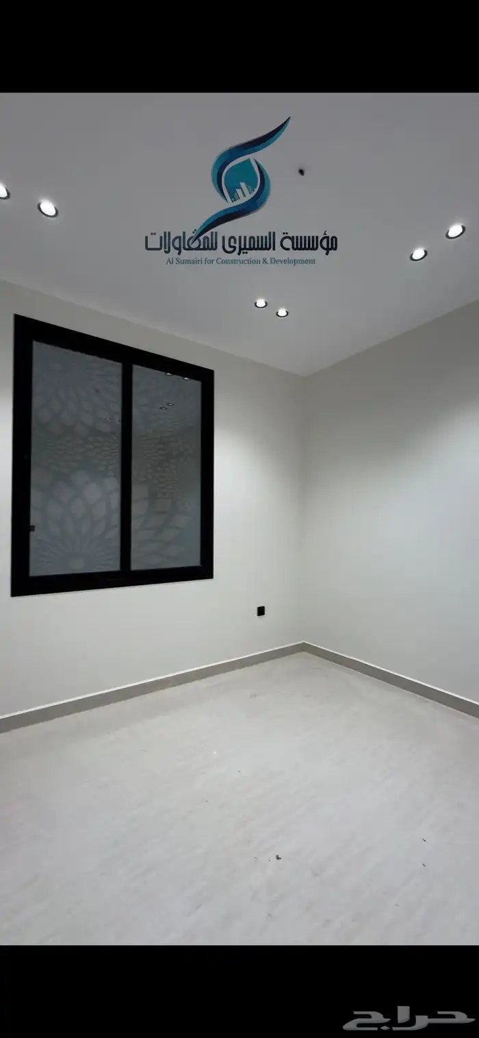 شقة دور ارضي تمليك في حي العزيزيه 4