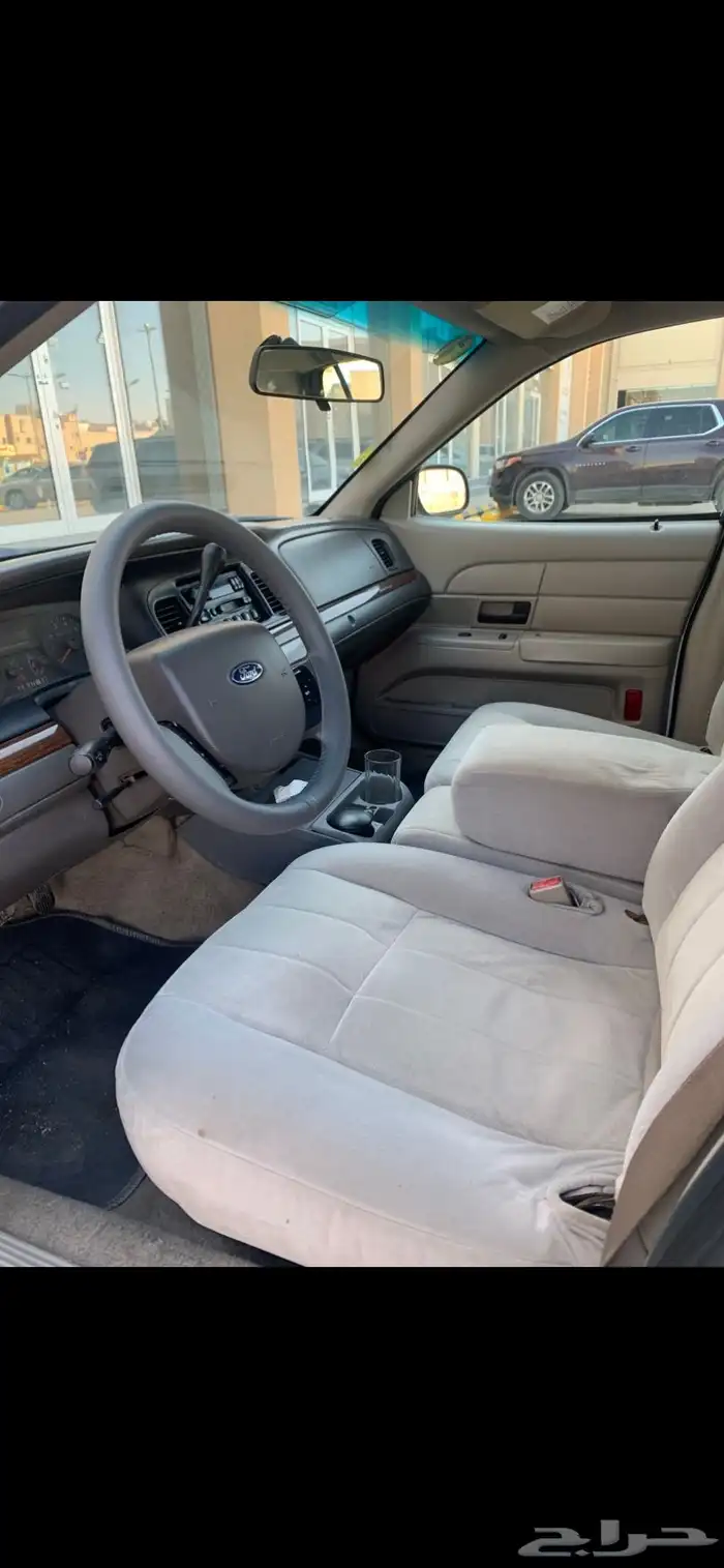 فورد فكتوريا بوليسي 2006 4