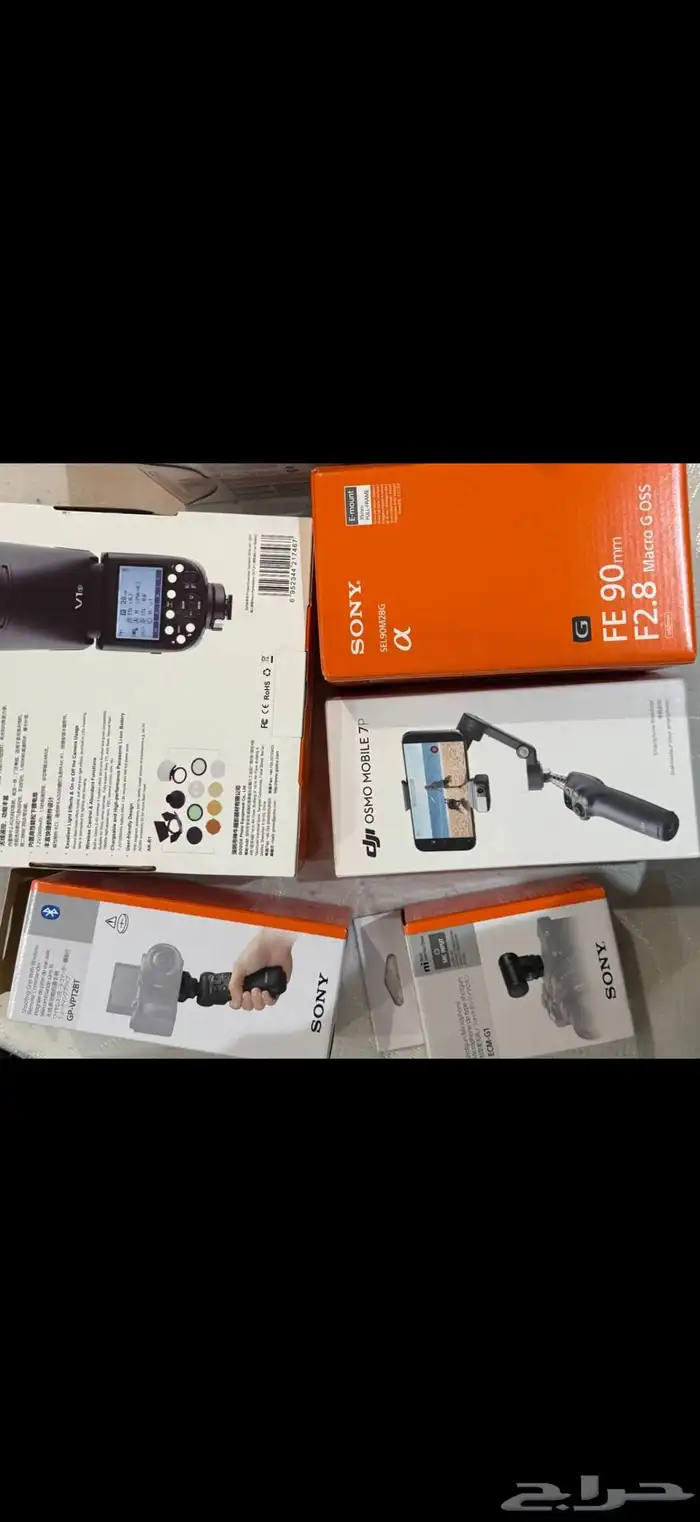 كاميرا سوني وفلاش v1 وعدسه ماكرو للبيع 9