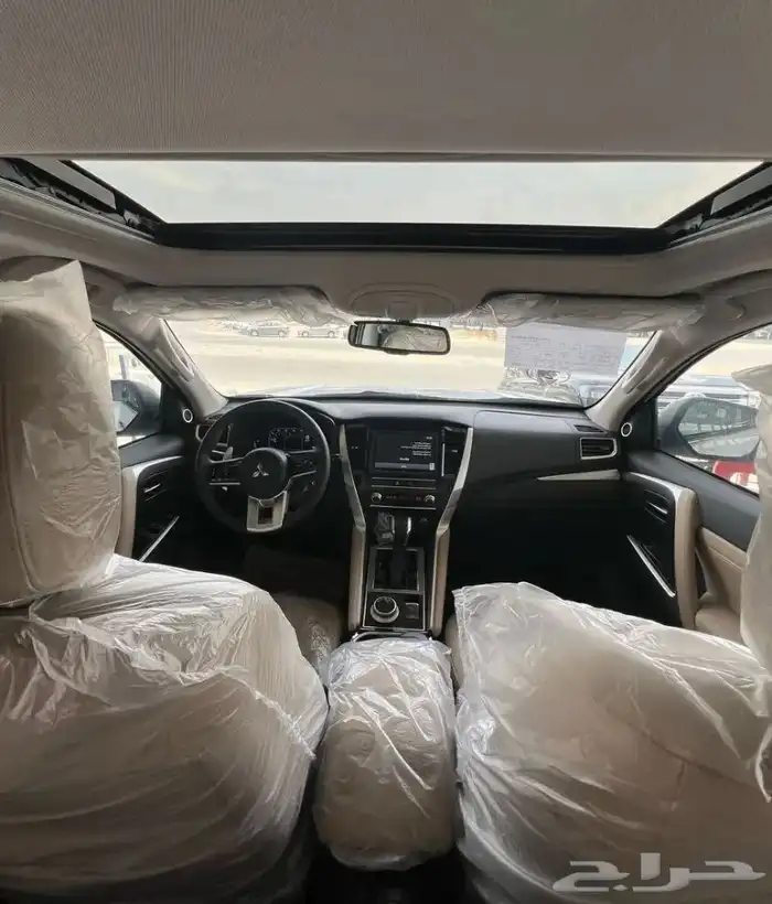 ميتسوبيشي مونتيرو سبورت 2025 نص وفل بنزين 5