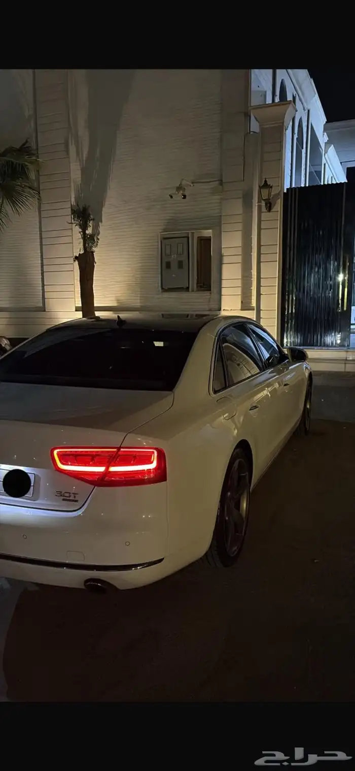 اودي A8 18