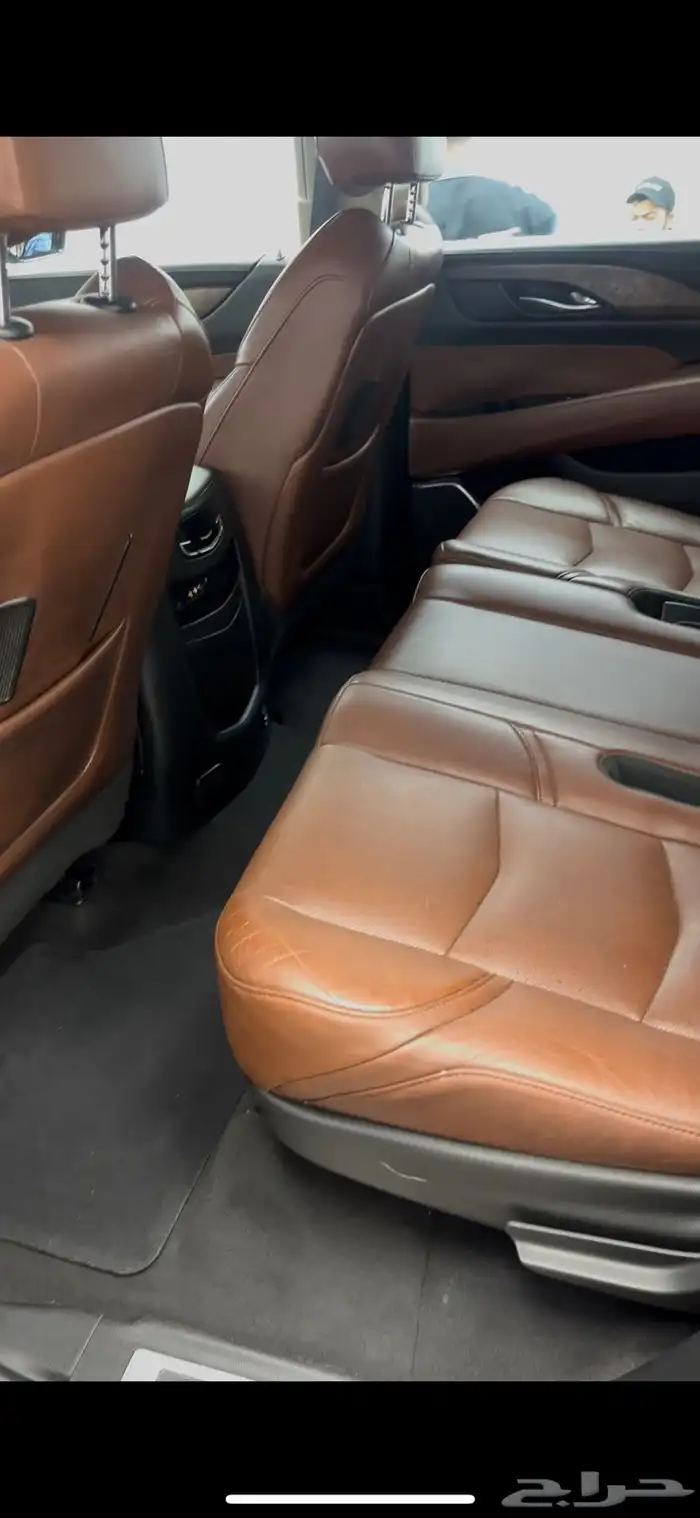 كاديلاك اسكاليد قصير 2015 3