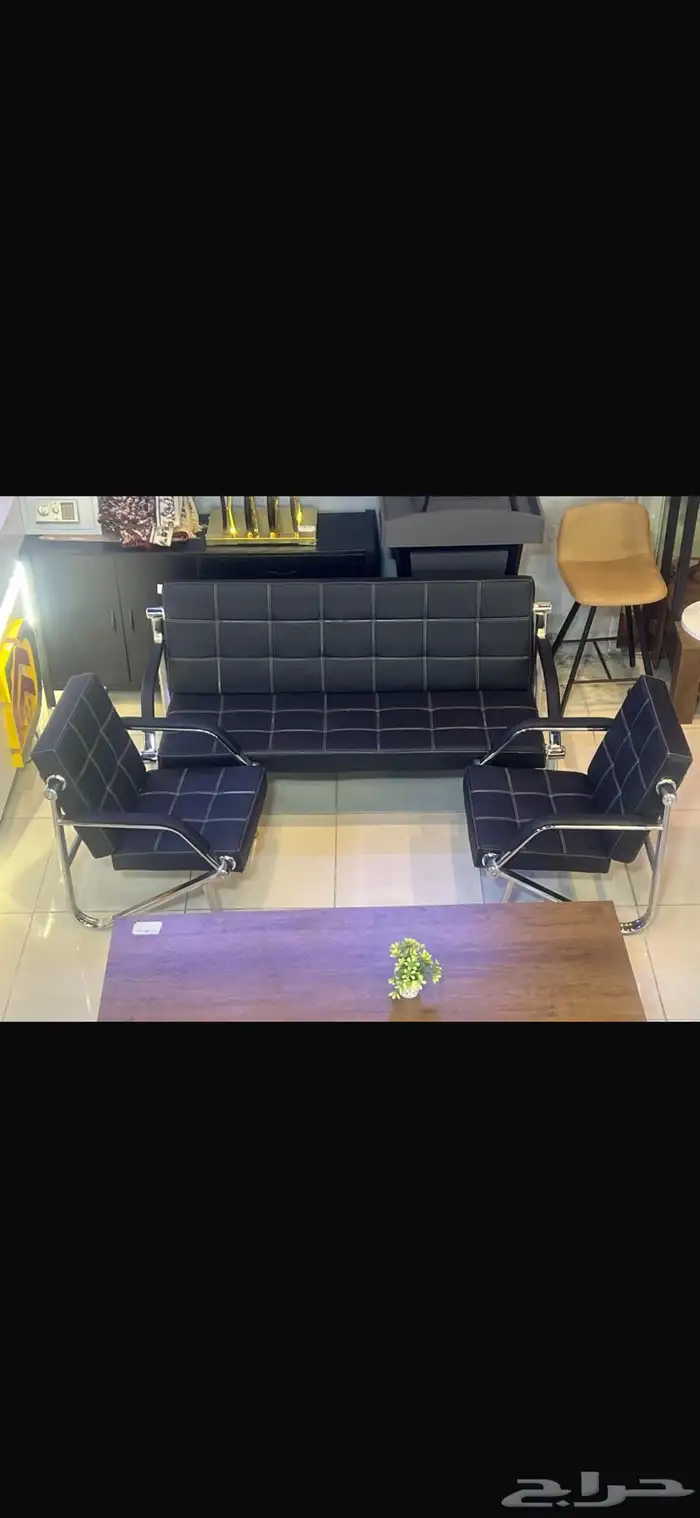 اثاث المكتبي كنب حديد جلد كرسي انتظار جلد مع توصيل وتركيب 0