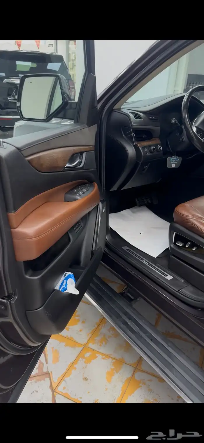 كاديلاك اسكاليد قصير 2015 5