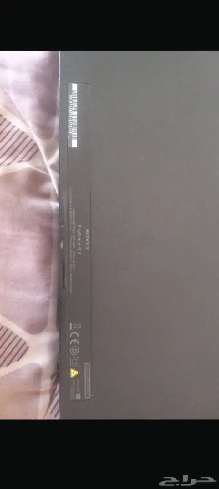 بلاستيشن 4 مع يده وسلك HD السعر 300 1