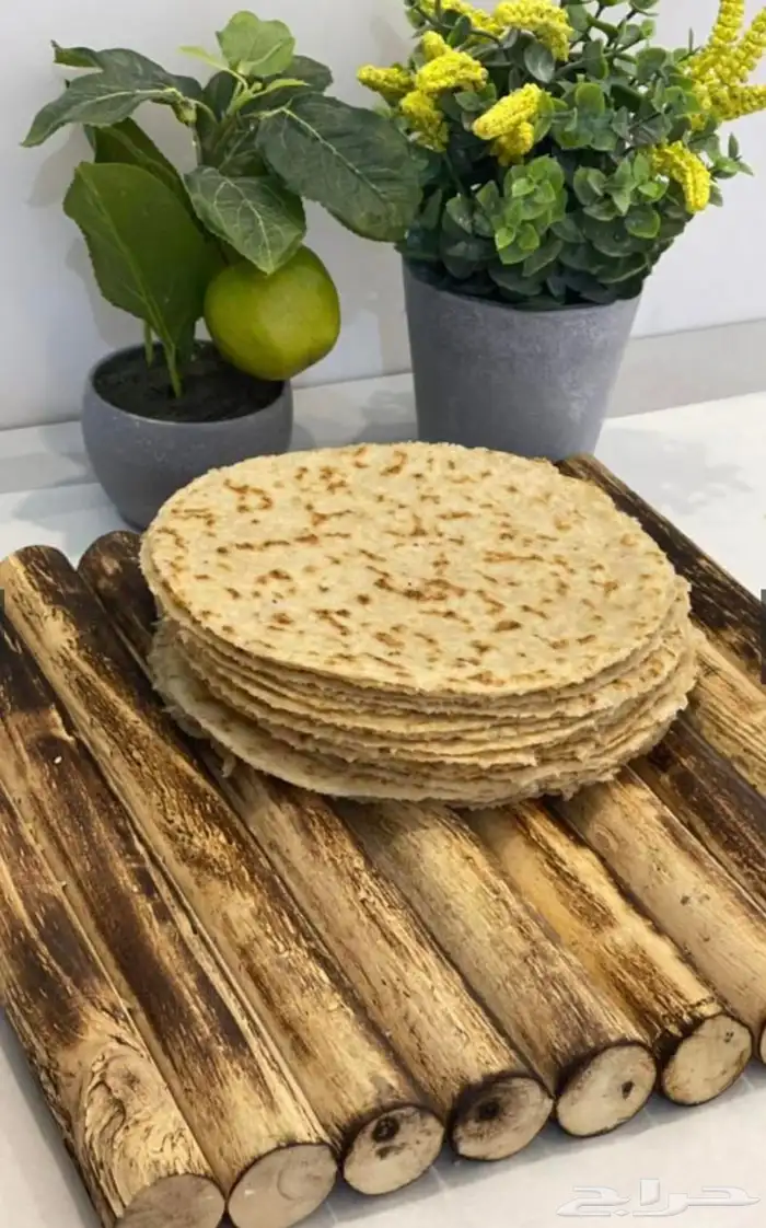 خبز مفرود كيتو بدقيق اللوز وجوز الهند 0