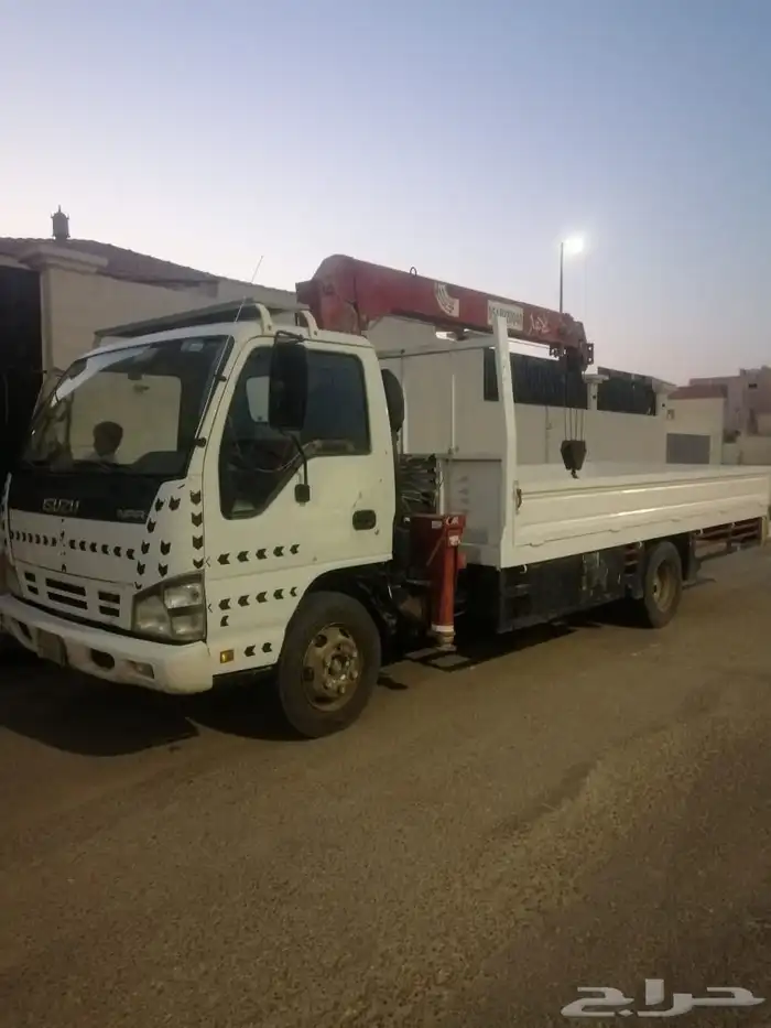 دينه ونش لمشاوير الصندوق 6متر ونش3طن داخل حفر الباطن 0