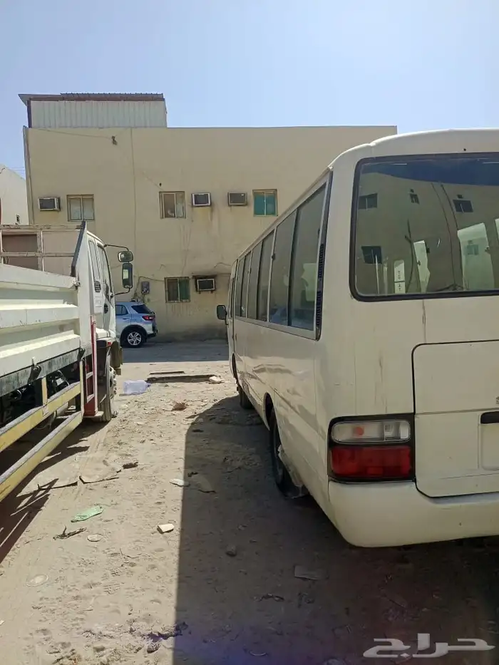 باص تايوتا كوستر ديزل 2011 4